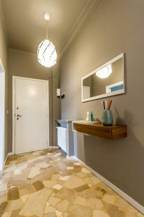 Joivy Modern 1-Bed Flat With Balcony In Portello Milano Eksteriør billede