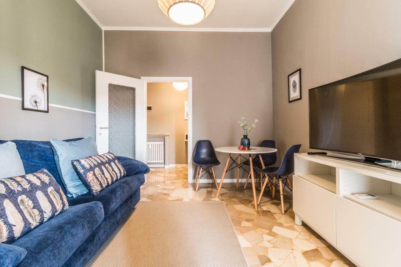 Joivy Modern 1-Bed Flat With Balcony In Portello Milano Eksteriør billede